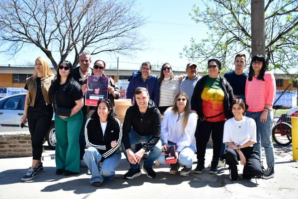 Morón acercó sus servicios y propuestas a los barrios con la iniciativa "Morón te acompaña"