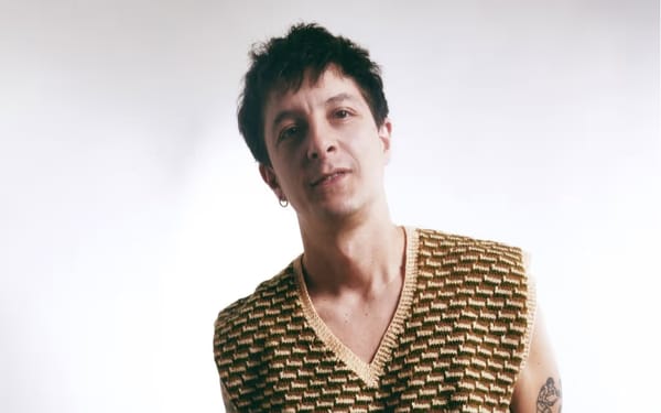 Un encuentro con el rock en el oeste: Luis Angelero presenta su nuevo disco con un show acústico gratuito en Morón