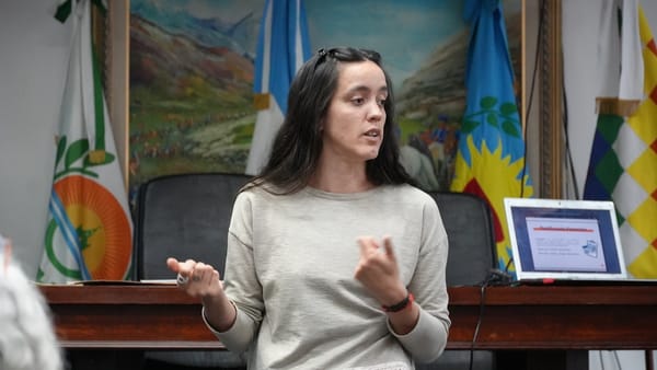 Estudiantes de Merlo recibieron capacitación gratuita sobre educación financiera
