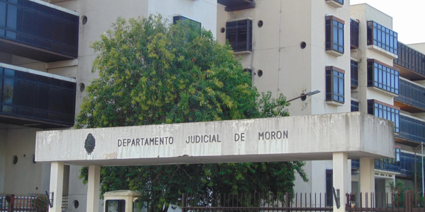 Papelón judicial en Morón: usó Inteligencia Artificial para apelar y presentó fallos inventados