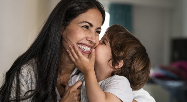 Morón celebra el Día de la Madre con descuentos y promociones en comercios locales