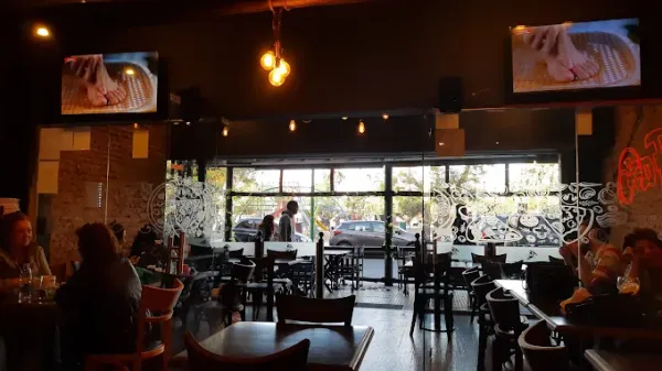 Pizzeria Fax, uno de los locales con más historia en Ituzaingó