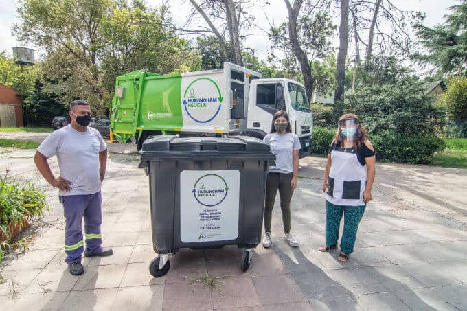 Hurlingham recicla contenedores