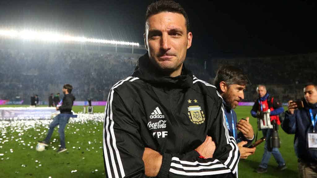 Volvió Scaloni y sigue armando el equipo para el duelo ante Colombia