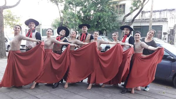 Escuela Superior de Danzas de Ituzaingó