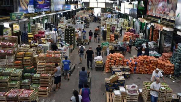 El gobierno interviene en el mercado de las verduras y frutas para estabilizar los precios