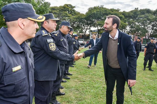 policias hurilingham dest