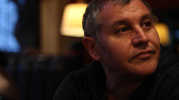 El teatro y la experimentación: Una charla con Alejandro Bilbao
