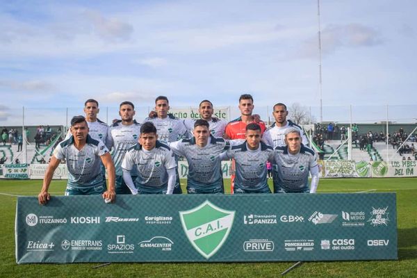 Ituzaingó empató y sigue en la punta del Clausura