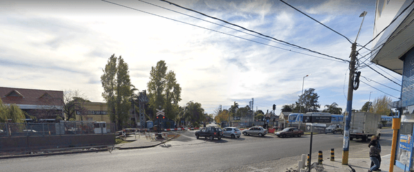 Se robaron los cables de la barrera Santa Rosa y no funciona el cruce a nivel. Hay caos vehicular