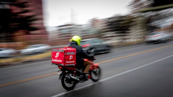 Robaron una moto, la publicaron en Facebook y terminaron presos