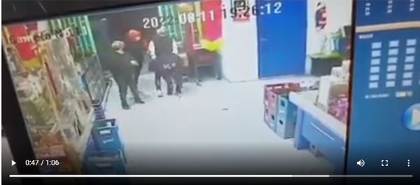 Ituzaingó: roban un supermercado a mano armada y quedan filmados