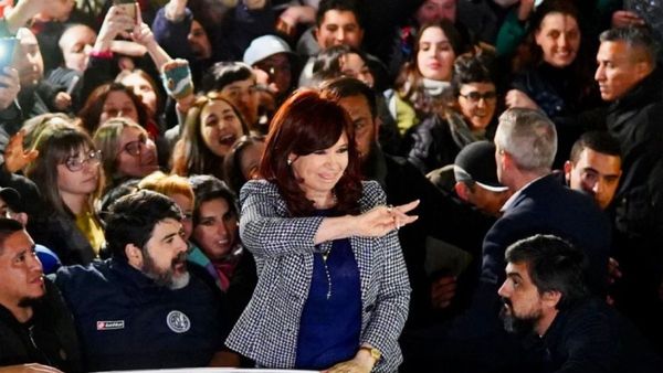 Se suspendió el Congreso del PJ Bonaerense tras el atentado contra Cristina Fernández de Kirchner