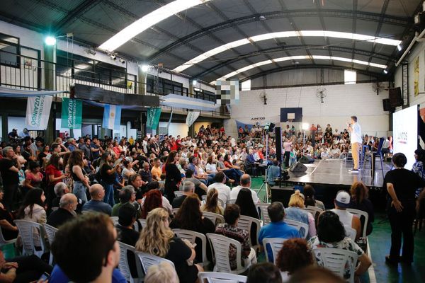 ¿ Está bien hacer actos políticos de campaña electoral en las escuelas?