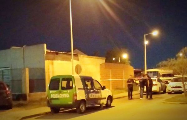 Balacera en Villa Tesei con un policía retirado herido