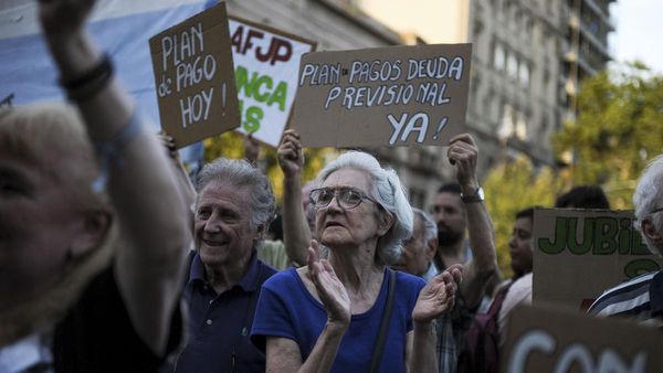 El gobierno pone en marcha una nueva moratoria y podrán jubilarse personas que no tengan los 30 años de aportes