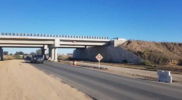 Merlo: matan a una mujer policía tirándole un adoquín desde un puente