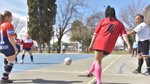 Ituzaingó: en abril comienza a dictarse el Curso Municipal de Entrenadoras y Entrenadores de Fútbol