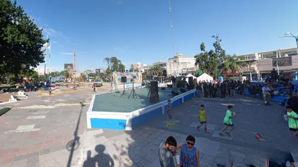 Ituzaingó: denuncian por abuso sexual a un malabarista de la Plaza 20 de febrero.