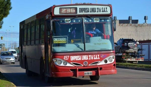 Otro robo a un colectivo, esta vez a uno de la línea 216