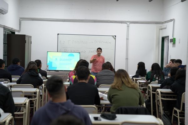 Ituzaingó ya tiene alumn@s cursando la universidad: quedó inaugurado el Centro Universitario