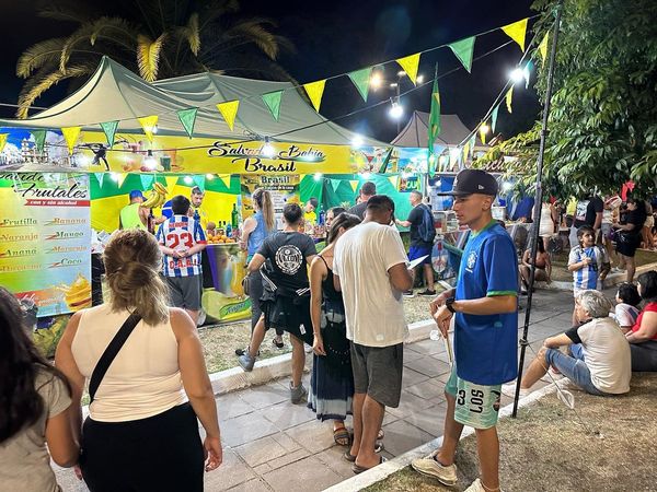 Feria D'gustar en Ituzaingó