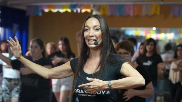 Mora Godoy festejará sus 20 años de trayectoria en Merlo