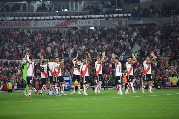 River goleó en Núñez y le arrebató la punta al Rojo