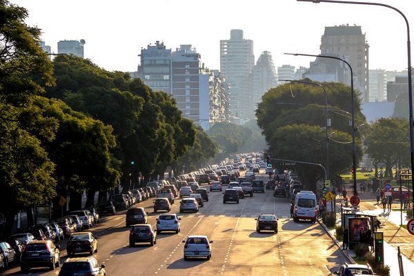 Descubrí Buenos Aires a tu manera: guía definitiva para alquilar autos en la capital