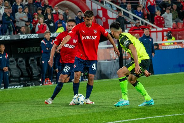 Javier Ruiz, la historia del futbolista de Merlo que se convirtió en la gran promesa de Independiente