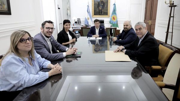 De cara al segundo mandato, Axel Kicillof se reunirá hoy con los intendentes electos