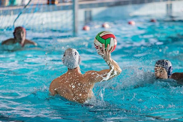 Cuanto Gana un Jugador de Waterpolo: Analizando las Ganancias y el Estilo de Vida